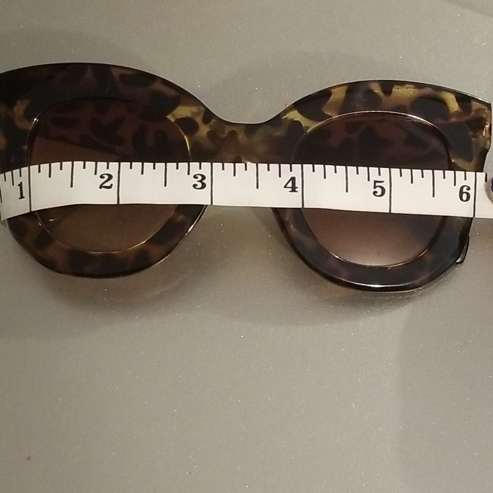 Cat Eye Vintage Sunglasses Leopard 🌞 - Picture 3 of 3